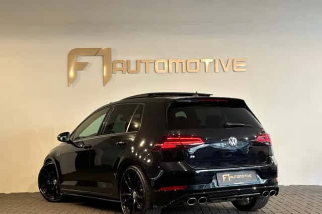 Volkswagen Golf (2017) thumbnail 8
