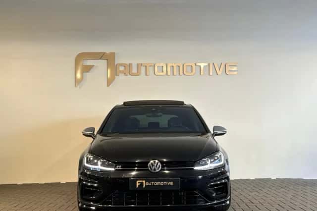 Volkswagen Golf (2017) thumbnail 9