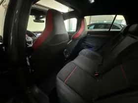 Volkswagen Golf (2022) thumbnail 13