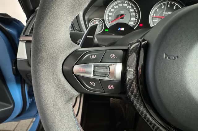 BMW M3 (2014) thumbnail 16