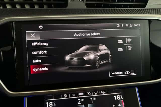 Audi RS6 (2021) thumbnail 40