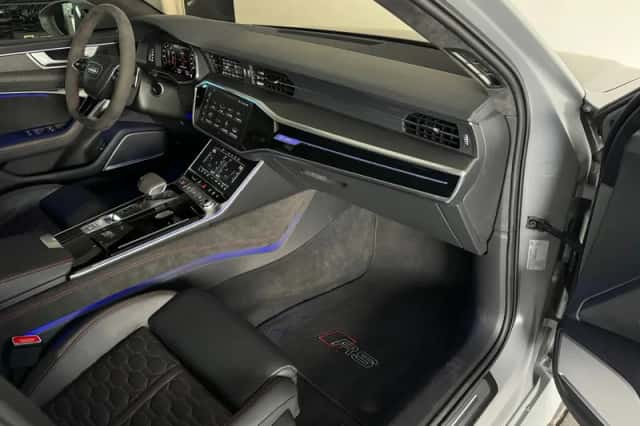 Audi RS6 (2021) thumbnail 5