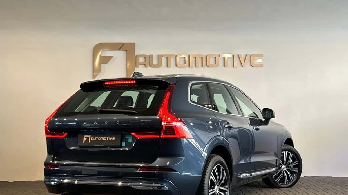 Volvo XC60 (2021) — foto 1