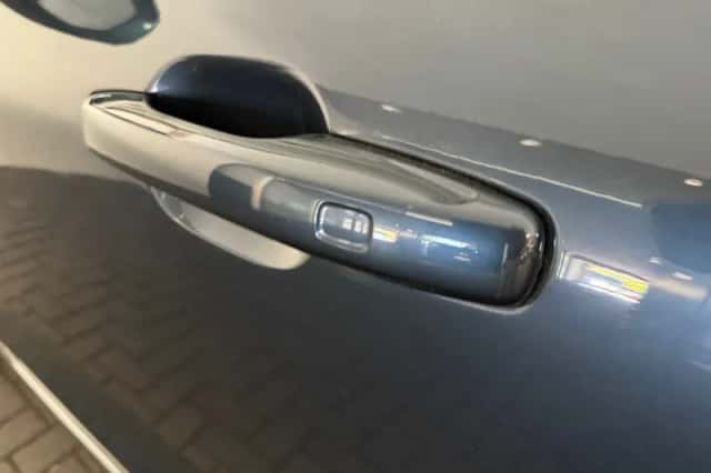 Volvo XC60 (2021) thumbnail 20