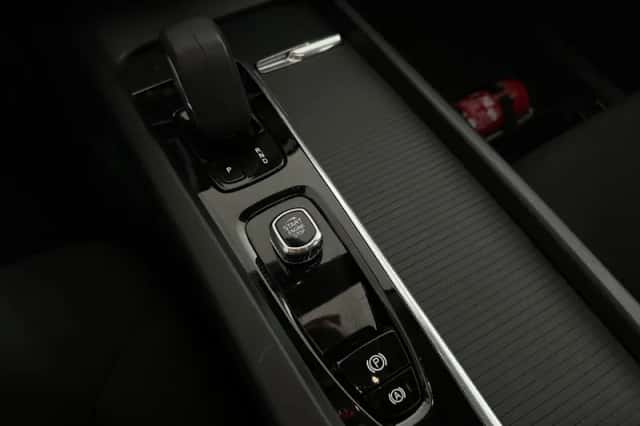 Volvo XC60 (2021) thumbnail 22