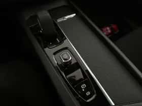 Volvo XC60 (2021) thumbnail 22