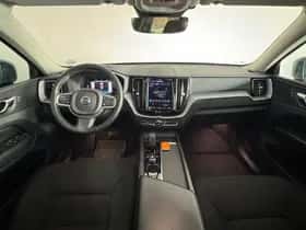 Volvo XC60 (2021) thumbnail 4