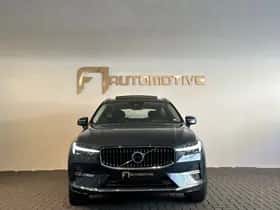 Volvo XC60 (2021) thumbnail 9
