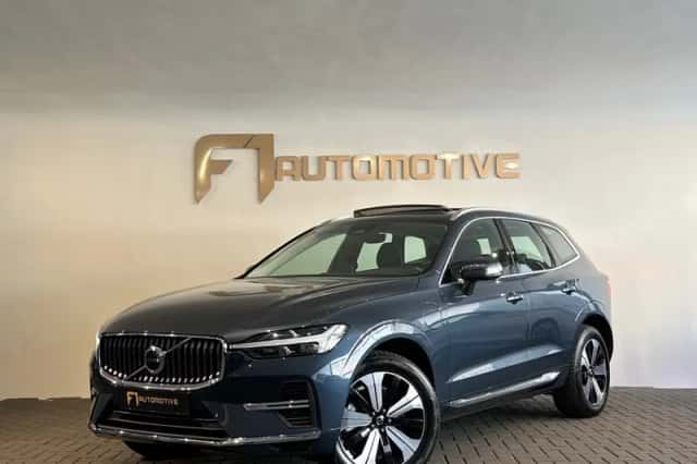 Volvo XC60 (2023) thumbnail 1