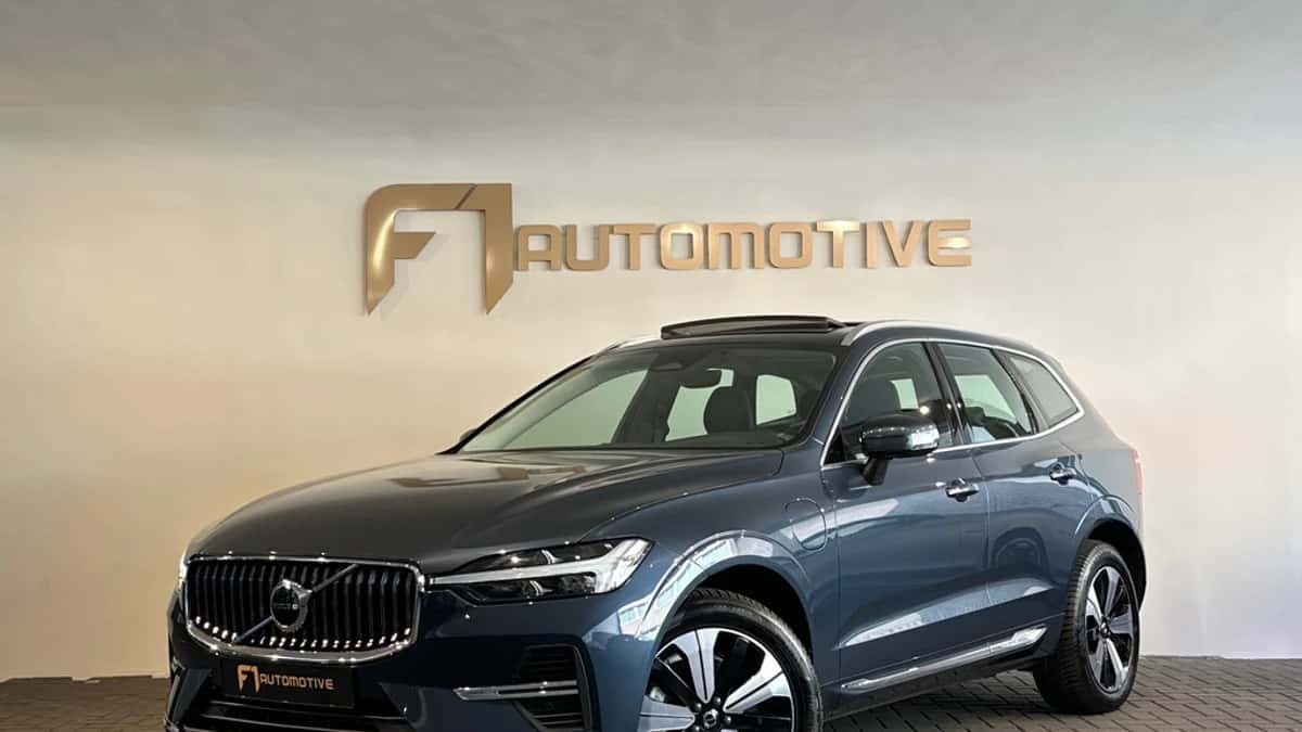 Volvo XC60 (2023) — foto 1