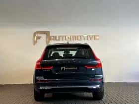 Volvo XC60 (2023) thumbnail 11