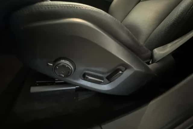 Volvo XC60 (2023) thumbnail 17