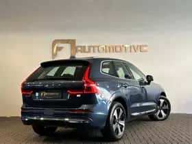 Volvo XC60 (2023) thumbnail 3