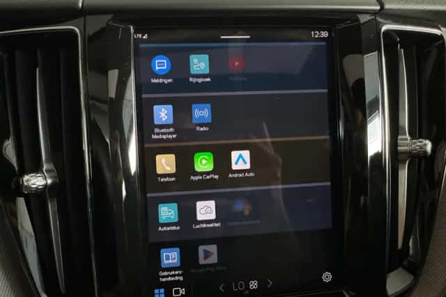 Volvo XC60 (2023) thumbnail 28