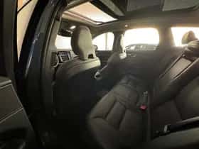 Volvo XC60 (2023) thumbnail 32