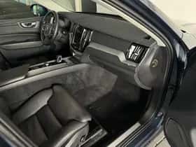 Volvo XC60 (2023) thumbnail 34