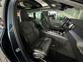 Volvo XC60 (2023) thumbnail 35