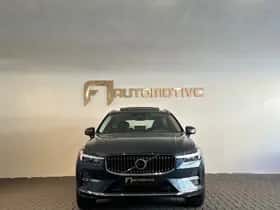 Volvo XC60 (2023) thumbnail 9