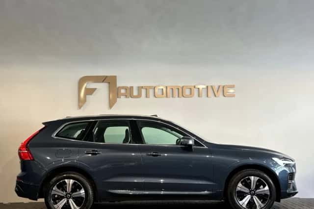 Volvo XC60 (2023) thumbnail 10