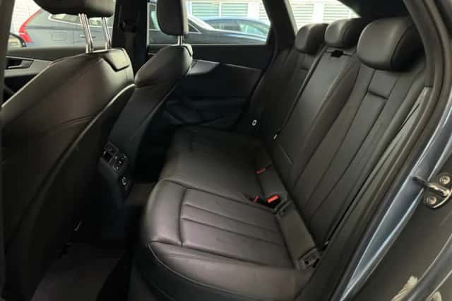 Audi A4 (2019) thumbnail 19