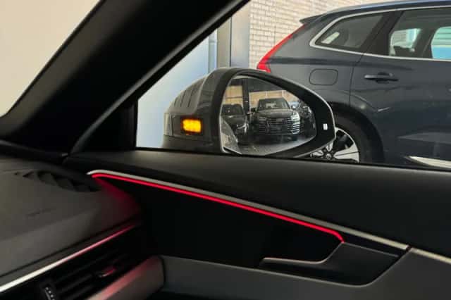 Audi A4 (2019) thumbnail 26