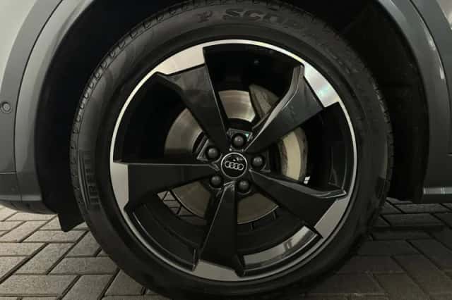 Audi Q5 (2020) thumbnail 20