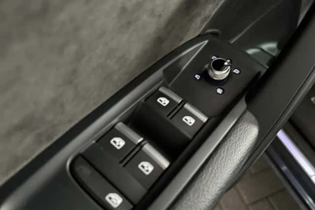Audi Q5 (2020) thumbnail 31
