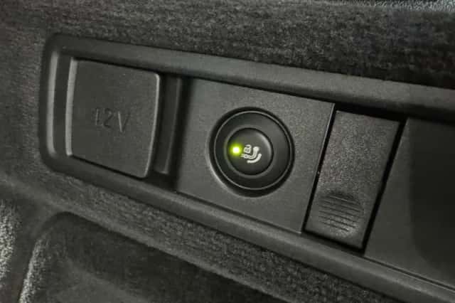 BMW X5 (2025) thumbnail 27