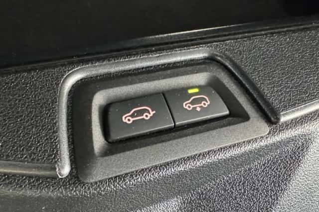 BMW X5 (2025) thumbnail 28
