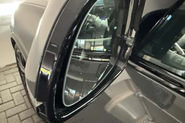 BMW X5 (2025) thumbnail 36