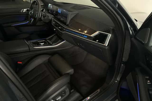 BMW X5 (2025) thumbnail 61