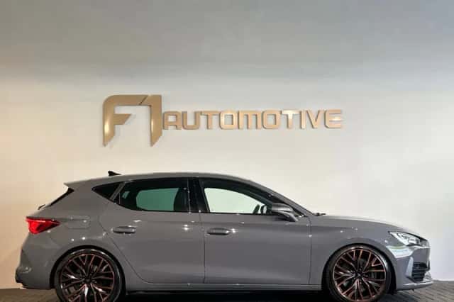 CUPRA Leon (2022) thumbnail 12