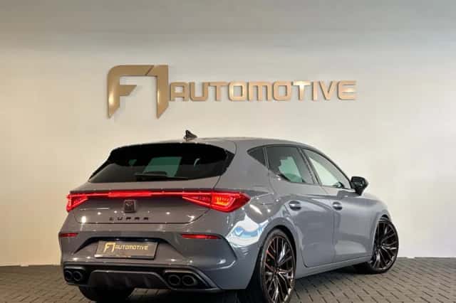 CUPRA Leon (2022) thumbnail 3