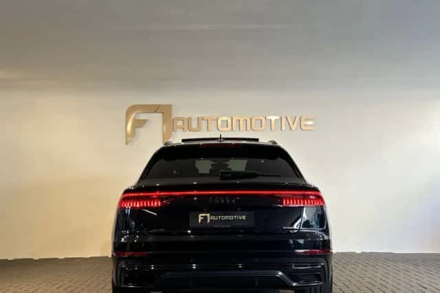 Audi Q8 (2021) thumbnail 11