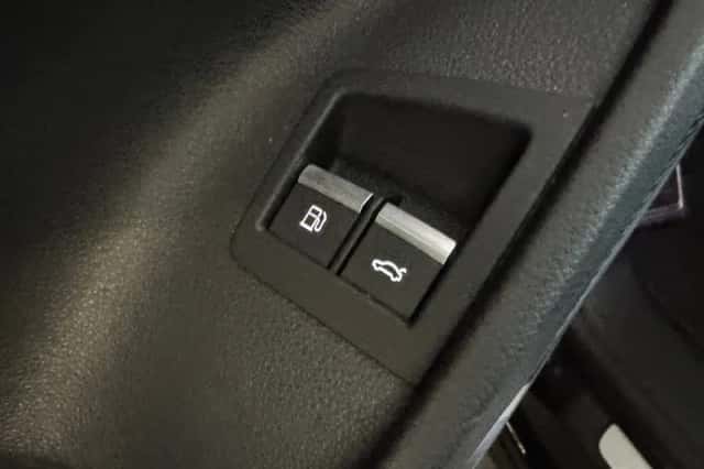 Audi Q8 (2021) thumbnail 30
