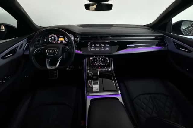 Audi Q8 (2021) thumbnail 4