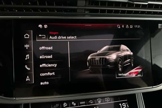 Audi Q8 (2021) thumbnail 43