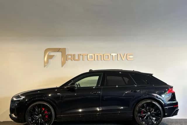 Audi Q8 (2021) thumbnail 10