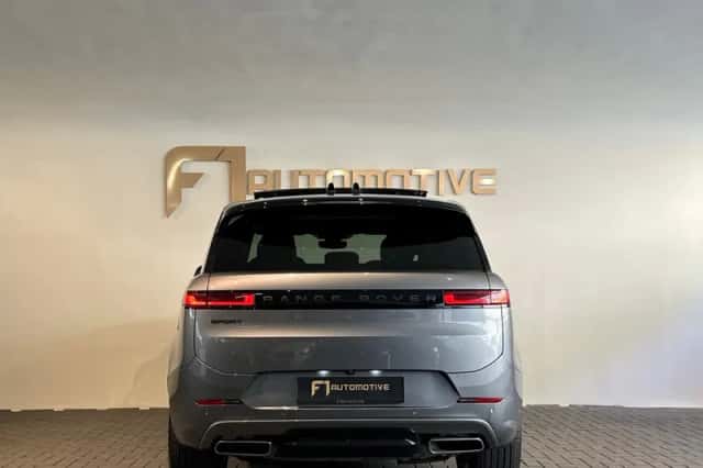 Land Rover Range Rover Sport (2025) thumbnail 11