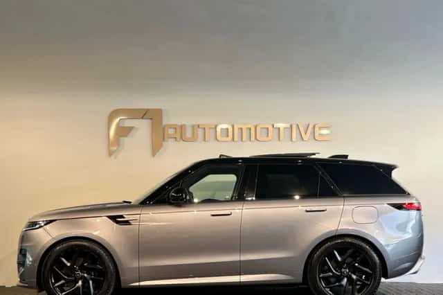 Land Rover Range Rover Sport (2025) thumbnail 12