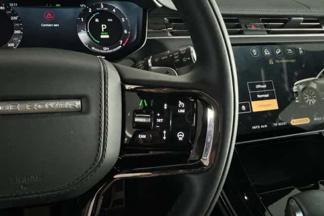 Land Rover Range Rover Sport (2025) thumbnail 17