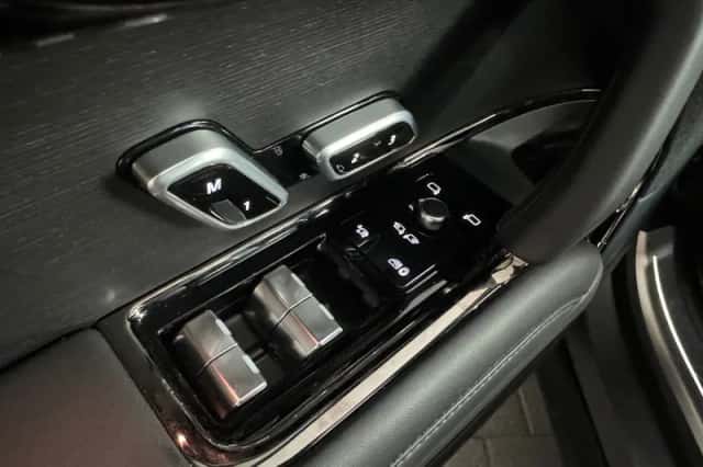 Land Rover Range Rover Sport (2025) thumbnail 21