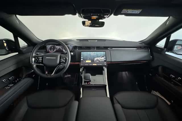 Land Rover Range Rover Sport (2025) thumbnail 4