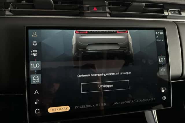Land Rover Range Rover Sport (2025) thumbnail 32