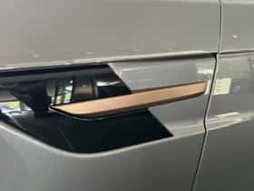 Land Rover Range Rover Sport (2025) thumbnail 38