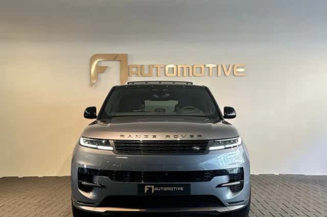 Land Rover Range Rover Sport (2025) thumbnail 9