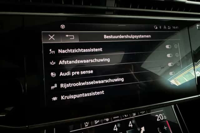 Audi RSQ8 (2021) thumbnail 37