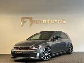 Volkswagen Golf (2017) thumbnail 2