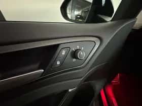Volkswagen Golf (2017) thumbnail 17
