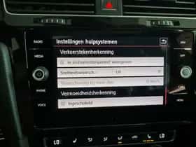 Volkswagen Golf (2017) thumbnail 25